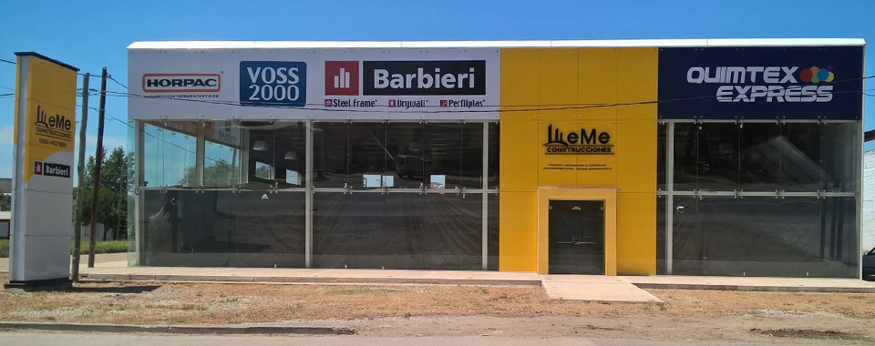 Diseño de local comercial Villa María (Córdoba). Cliente: Eme Construcciones SRL. Slide